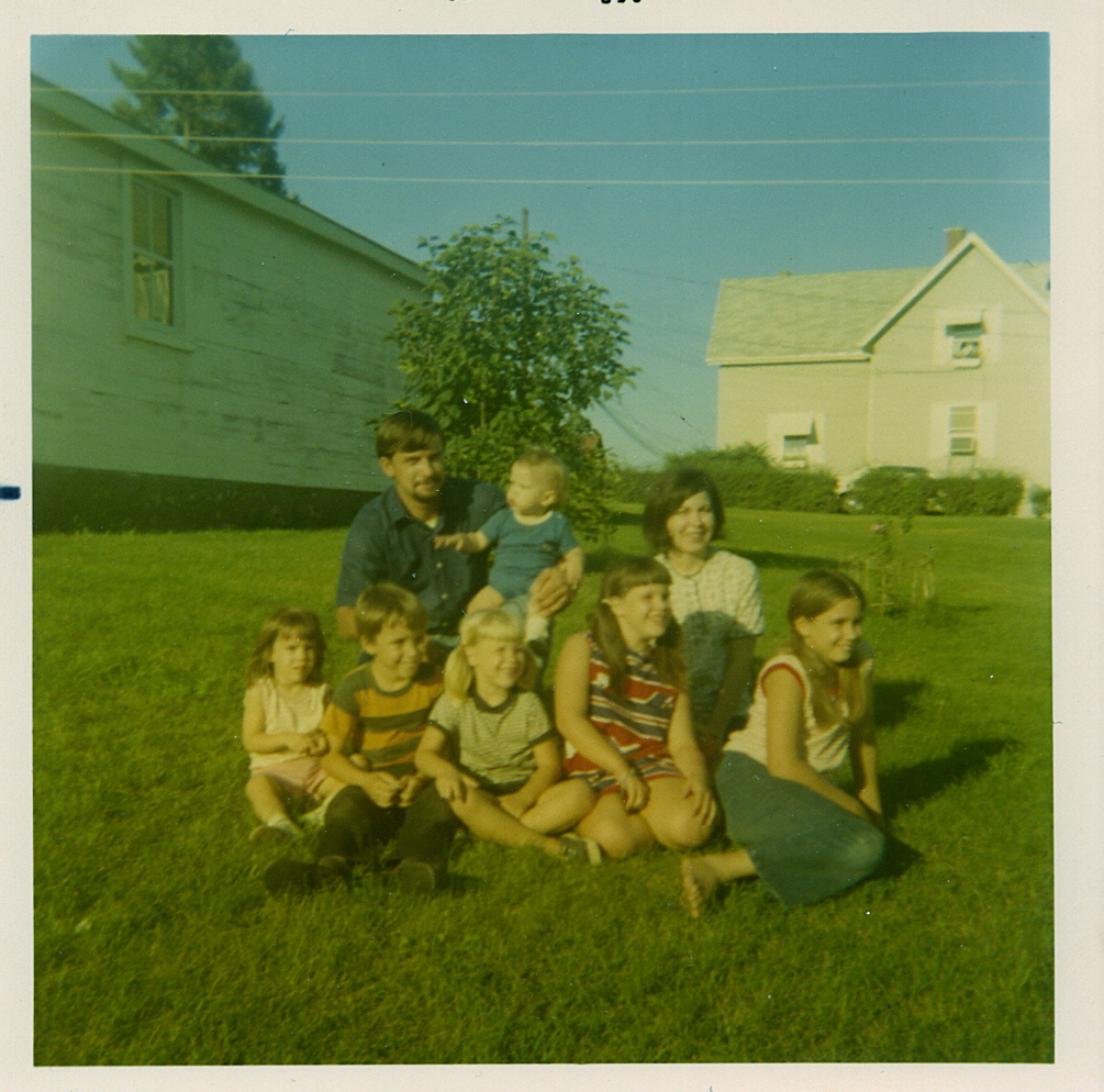 The eight groovy Hansons